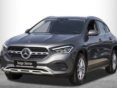 Mercedes GLA200