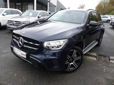 Bleu Occasion 2022 Mercedes GLC300e Business SUV | 29 990 € (Bon prix)