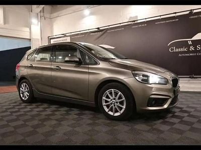Gris Occasion 2016 BMW 218 Active Tourer Sport Line Monospace | 7 950 € (Prix juste)