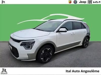 Blanc nacré Occasion 2023 Kia Niro Premium SUV | 27 290 €