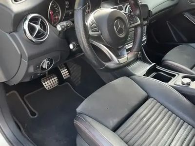 Mercedes GLA250