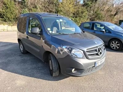 Mercedes Citan 109