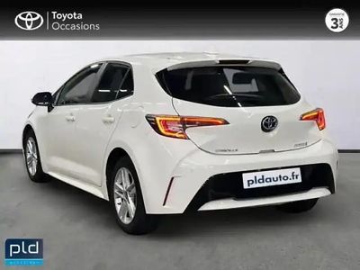 Blanc Occasion 2023 Toyota Corolla Business Edition Berline | 19 990 € (Prix juste)