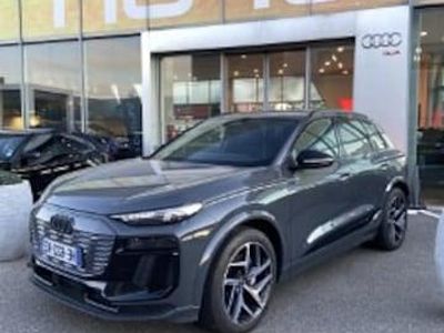 Gris magnétique Occasion 2025 Audi Q6 e-tron Performance SUV | 72 990 €