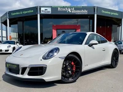 Porsche 911 Carrera GTS