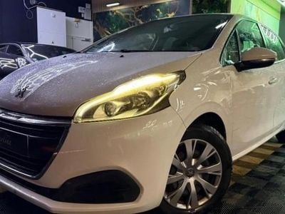 Occasion Peugeot 208 68 ch (50 kW) 2015 Gris Citadine