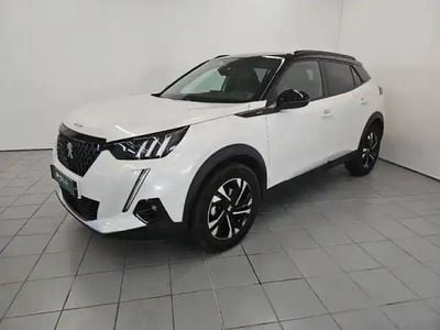 Blanc nacré (n) Occasion 2021 Peugeot 2008 GT SUV | 17 890 € (Prix juste)