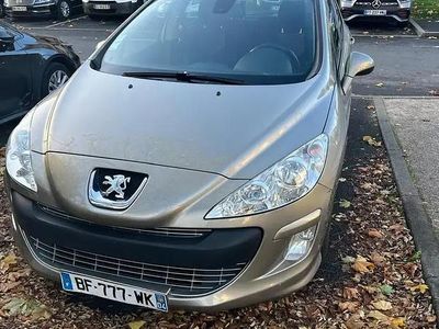 Occasion Peugeot 308 Premium 120 ch (88 kW) 2011 Beige Berline