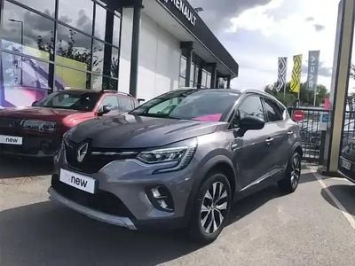 Gris Occasion 2024 Renault Captur Techno SUV | 18 690 € (Prix juste)