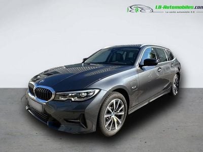 BMW 330e