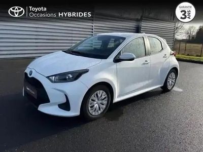 Blanc Occasion 2023 Toyota Yaris Hybrid Berline | 16 900 € (Bon prix)