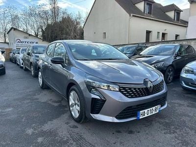 Occasion Renault Clio V Evolution 101 ch (74 kW) 2024 Gris