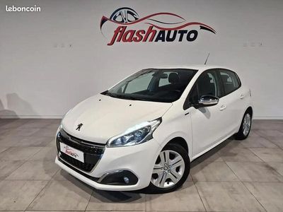 Blanc Occasion 2019 Peugeot 208 Signature Sky Citadine | 6 400 € (Prix juste)