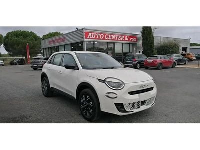 Nouvelle Fiat 600 101 ch (74 kW) 2025 Blanc SUV