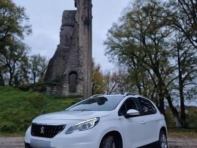 Blanc Occasion 2018 Peugeot 2008 Style SUV | 9 790 € (Bon prix)
