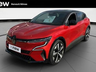 Rouge Occasion 2022 Renault Megane E-Tech Techno Berline | 24 999 € (Prix juste)