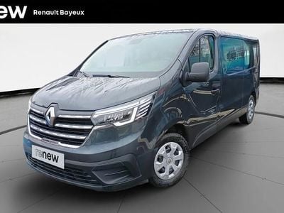 Gris Occasion 2023 Renault Trafic Zen Monospace | 30 490 €