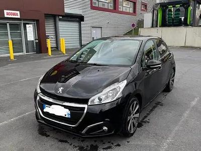Occasion 2015 Peugeot 208 Active Citadine | 6 000 € (Prix juste)