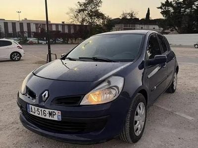 Occasion Renault Clio II Authentique 68 ch (50 kW) 2008 Berline