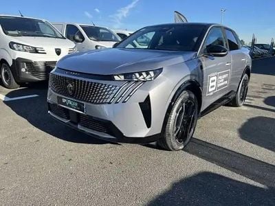 Gris Occasion 2025 Peugeot e-3008 GTi SUV | 45 990 € (Prix assez cher)
