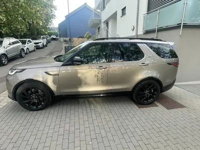 Land Rover Discovery 5