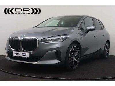 Gris Occasion 2022 BMW 225 Active Tourer Monospace | 26 995 € (Prix juste)
