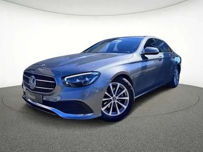 Mercedes E200