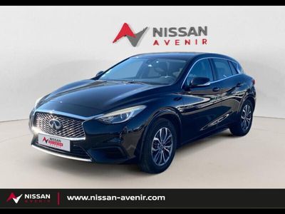 Infiniti Q30
