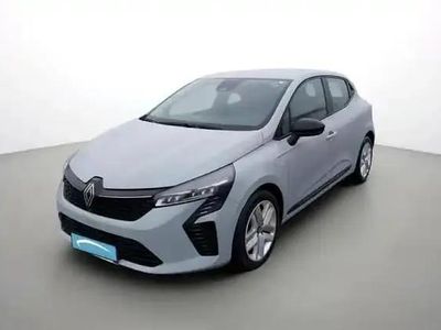 Gris rafale Occasion 2024 Renault Clio V Berline | 15 990 € (Prix juste)