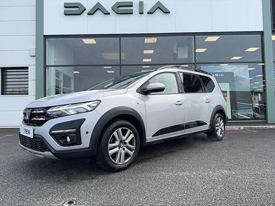 Occasion Dacia Jogger Comfort 100 ch (73 kW) 2022 Gris Monospace