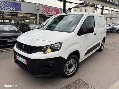 Blanc Occasion 2020 Peugeot Partner Premium Monospace | 10 900 €