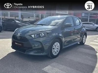 Vert Occasion 2025 Toyota Yaris Hybrid Berline | 21 490 € (Prix juste)