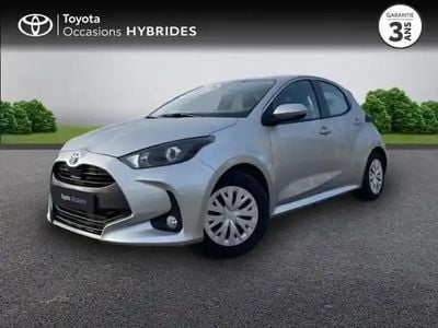 Occasion Toyota Yaris Hybrid Business Edition 92 ch (67 kW) 2023 Gris minéral (m) Berline