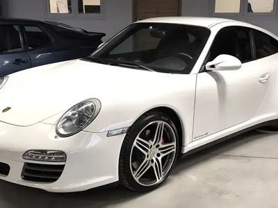 Porsche 911 Carrera 4S