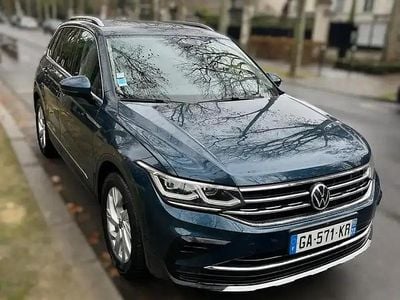 Bleu Occasion 2021 VW Tiguan Exclusive SUV | 28 900 € (Bon prix)