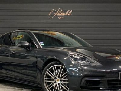 Porsche Panamera 4