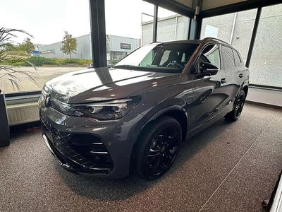 Gris Occasion 2024 VW Tiguan R-line SUV | 47 800 € (Prix assez cher)
