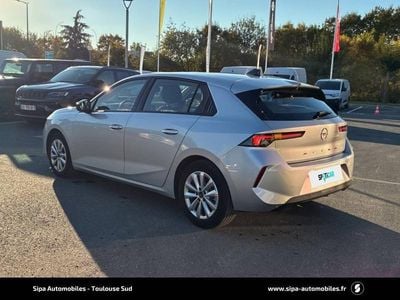 Gris platinium Occasion 2024 Opel Astra Berline | 17 490 € (Super prix)
