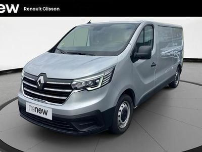 Gris Occasion 2024 Renault Trafic Monospace | 29 900 € (Prix juste)