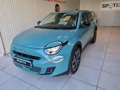 Vert Occasion 2025 Fiat 600E La Prima SUV | 31 400 € (Prix assez cher)