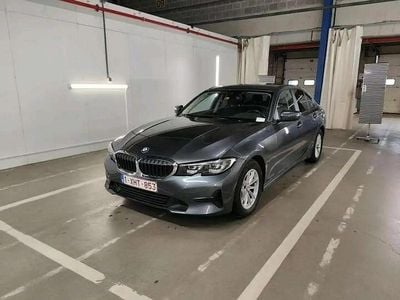 Gris Occasion 2020 BMW 318 Sport Line Berline | 21 790 € (Bon prix)