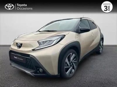 Biton beige gingembre métal/toit noir Occasion 2024 Toyota Aygo X SUV | 17 990 € (Prix assez cher)