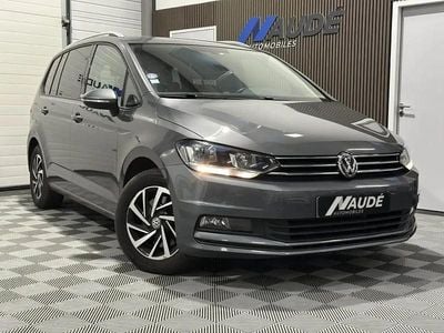 Gris Occasion 2018 VW Touran Monospace | 16 990 € (Bon prix)