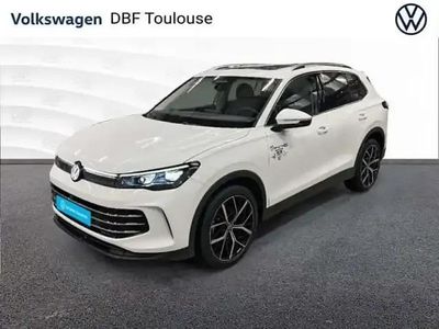 Blanc Occasion 2025 VW Tiguan SUV | 51 890 €