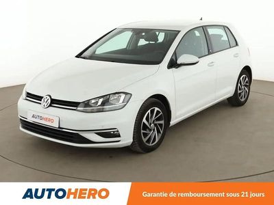 Blanc Occasion 2018 VW Golf VII Sound Berline | 15 690 € (Prix juste)