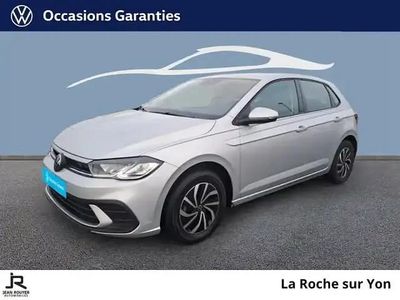 Reflet d'argent metallise Occasion 2024 VW Polo S Berline | 18 990 € (Prix juste)