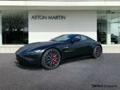 Aston Martin V8