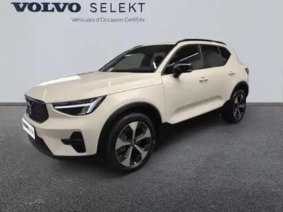 Occasion Volvo XC40 Plus 166 ch (122 kW) 2025 Blanc cristal métallisé SUV
