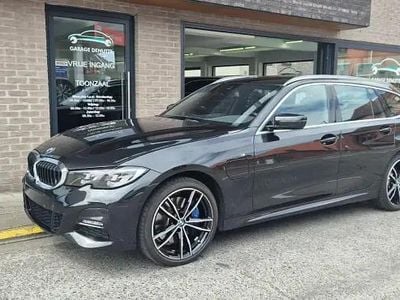 BMW 330e
