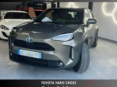 Gris Occasion 2022 Toyota Yaris Cross Design SUV | 21 990 € (Prix juste)